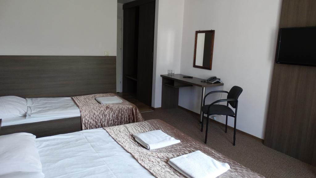 Hotel Junior Zamość Chambre photo