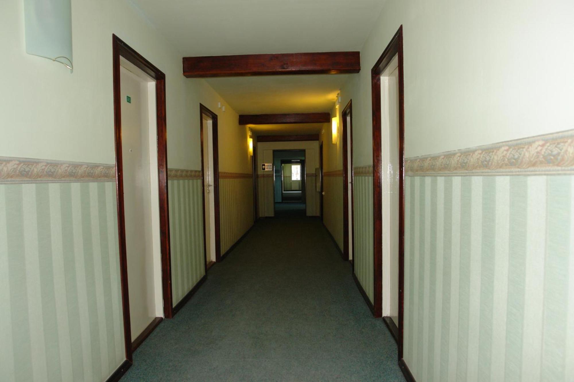 Hotel Junior Zamość Extérieur photo